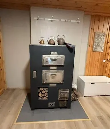 Vila Livotar Syoete *