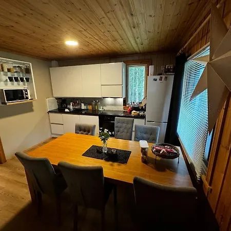 Livotar Syoete Vila *